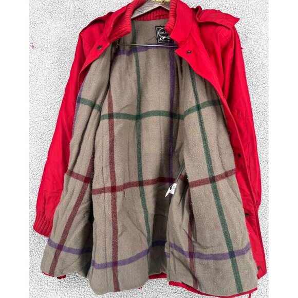 Vintage Foxland Women’s Red Winter Coat  w/Snap Closure - Picture 16 of 16